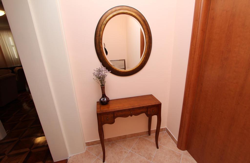 Apartments Casa Menis Rovinj Bagian luar foto