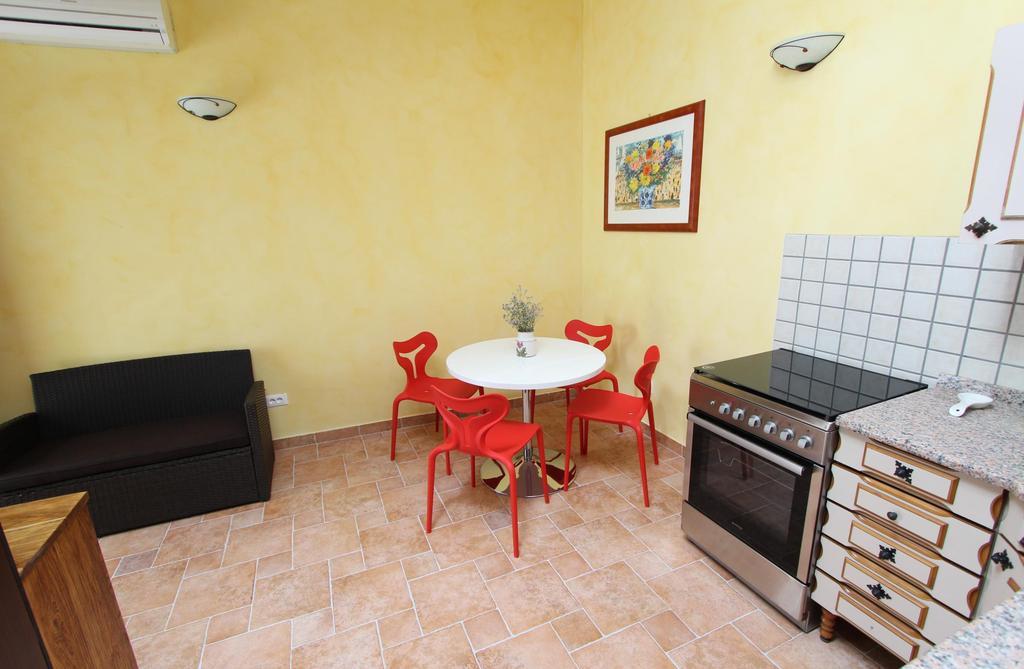 Apartments Casa Menis Rovinj Ruang foto